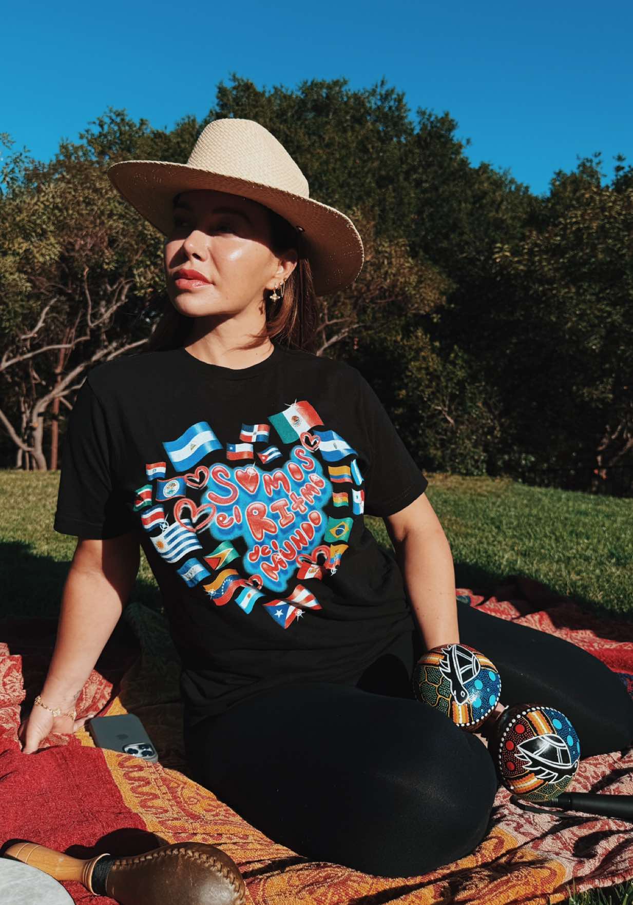 Estamos contigo @Bad Bunny 🇵🇷🇺🇸✊🏼 #pamigente #badbunny #superbowl #chiquis 