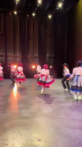 Zapatéale al estilo Tamaulipas💃✨ #simaballetfolklorico #folklorico #mexico #fyp #dance 