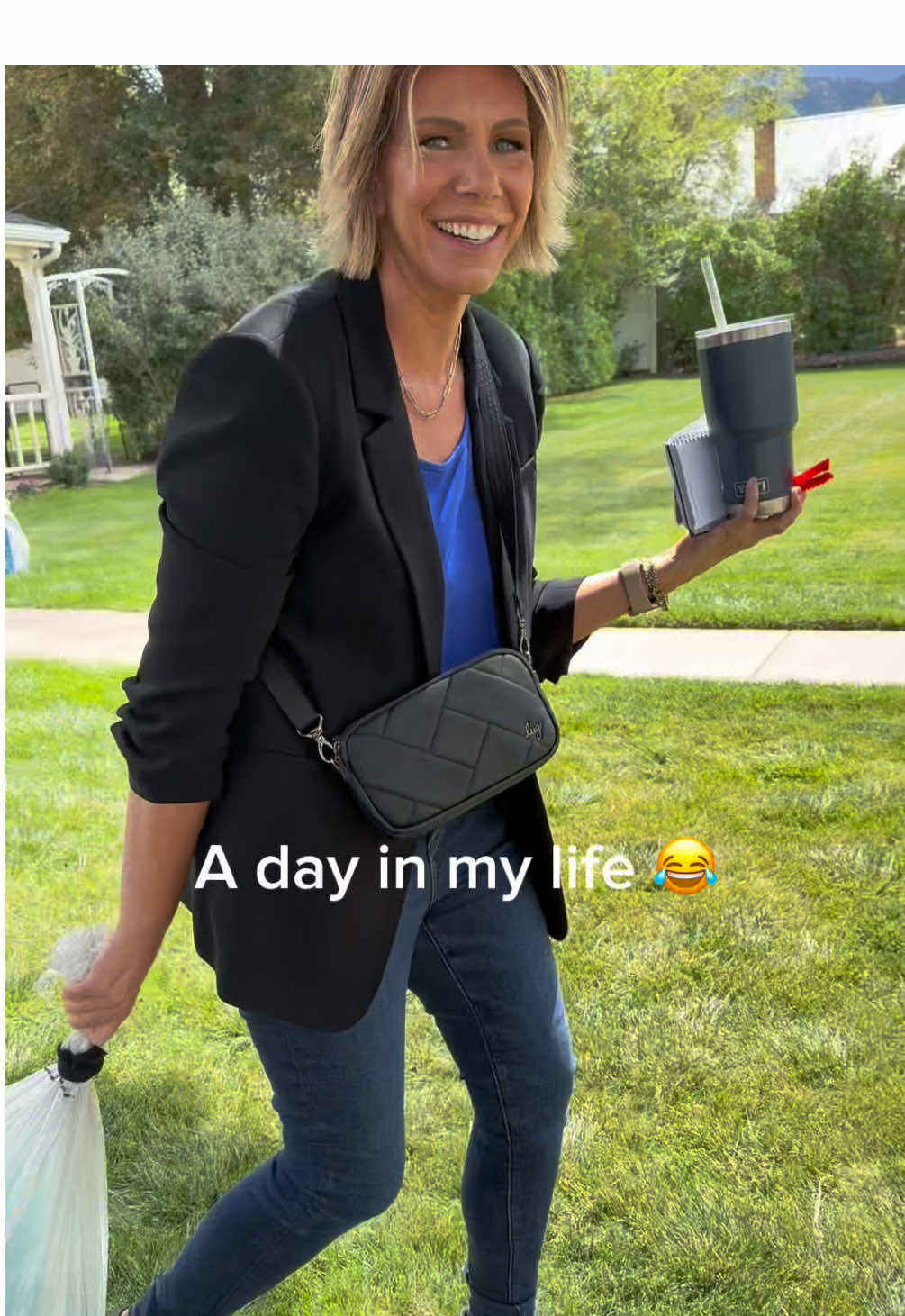 I have a lot of fun with my people! ❤️😂  #dayinmylife #MeriBrown #friendshipgoals #behindthescenes 