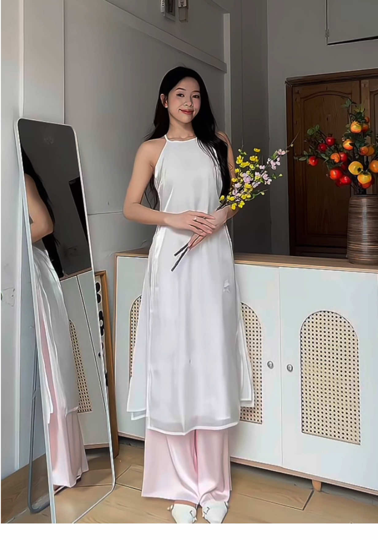Sắp tới Tết rồi, lên áo dài xinhh nè #1m68review #24febstudio #aodai #aodaitet #aodaicachtan 