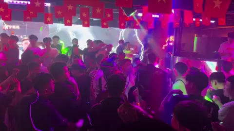 hỡi đồng bào  ae cbi mặc đẹp tối 5/10  đón xem các nữ cơ trưởng nào cố vũ nhiệt tỉnh❤️❤️#SBD04#newphuongdongtaiwanclub #nguoivietnamtaidailoan🇻🇳🇹🇼 #xuhuongtiktok #taoyuan_taiwan🇼🇸🇻🇳 