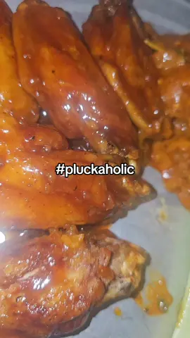 My type of party  #pluckers #wings #spicy #periquito #dame 