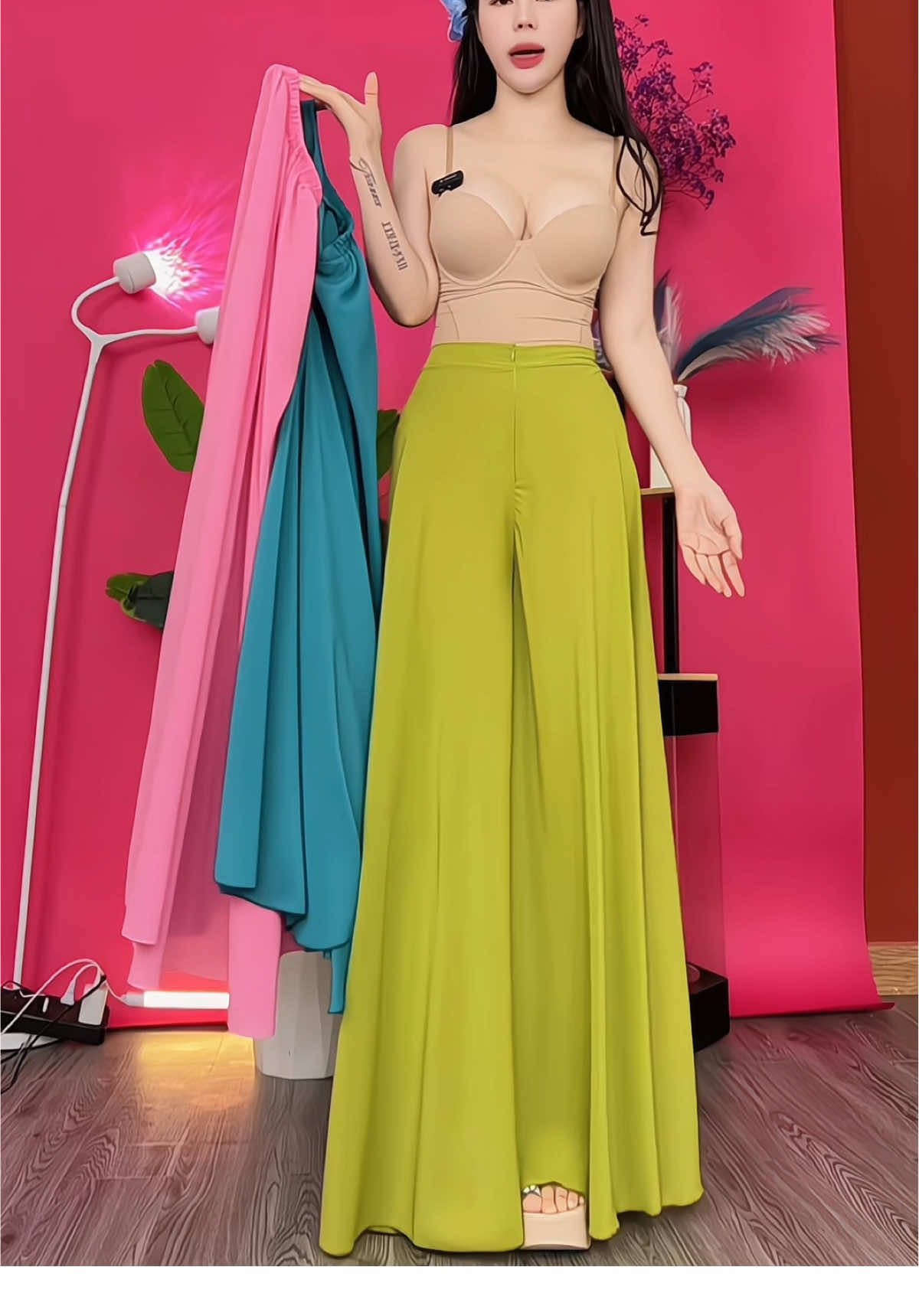 Cái màu xanh cốm trời ơi nó đẹp#xuhuong #thoitrangnu #áo #huyenthuongne #vayxinh 