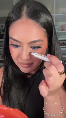 loooove a faux freckle moment 🩵🩵 @Ulta Beauty 