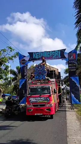 Bintang Buah Audio Otw Start Karnaval Kedungadri Tegaldlimo Banyuwangi 2025 @BB audio  @KJT GANK @PS Lighting  #bintangbuahaudio #fypp  #bintangbuahaudiobanyuwangi #kedungasritegaldlimo  #karnavalkedungasritegaldlimobanyuwangi 