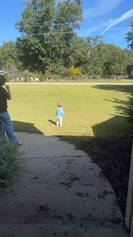 He waited all day to see him.  #tinyhumans #cousingoals #cousinlove #soexcited @Chelsea Wall 