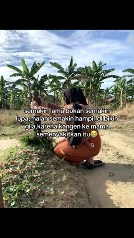 Linaaaa kangenn bangettt sama mamaa tauu🥺🥹🫂 #kangenmama #alfatihah🤲 #rinduibu 