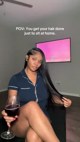 My favorite thing to do? Stay put with my hair laid. 😍 But if you’re looking for quality hair, I’ve got you covered! Shop my website for premium Mink Brazilian Hair — right now I’ve got silky straight bundles (3) 24 inches available. 💕 Click the link in my bio or visit www.queenlashae.com to grab yours today!