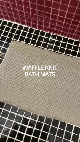 these bath mats are the most satisfying texture, actually grip to the floor and dry quickly #bathmat #tiktokshopcreatorpicks #tiktokshopfalldealsforyou #tiktokshopblackfriday #aesthetichome 
