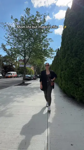 Easy weekend outfits for moms ✨   #MomOutfitInspo #EffortlessMomStyle #WeekendOutfits #ComfyChic #ToddlerProofLooks 