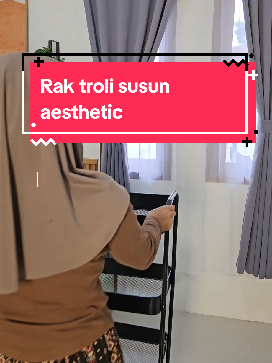 rak troli susun 4tingkat aesthetic, bahan besi ,sangat kokoh dan kuat, bisa buat simpan makanan, buku, dan perlengkapan lainnya, yg terpenting tetap aesthetic #raktroli #raktroliserbaguna #raktrolisusun #rakserbaguna #raksusun 