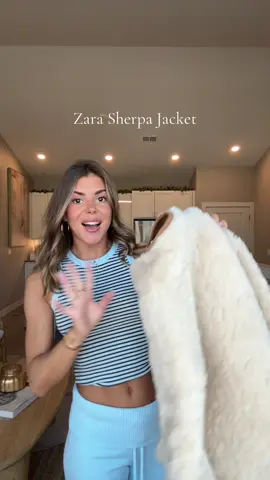 obsessssed with this jacket!! 🫶🏽  #newjacket #sherpajacket #falljacket #zara #zarahaul  @ZARA @frankiesbikinis 