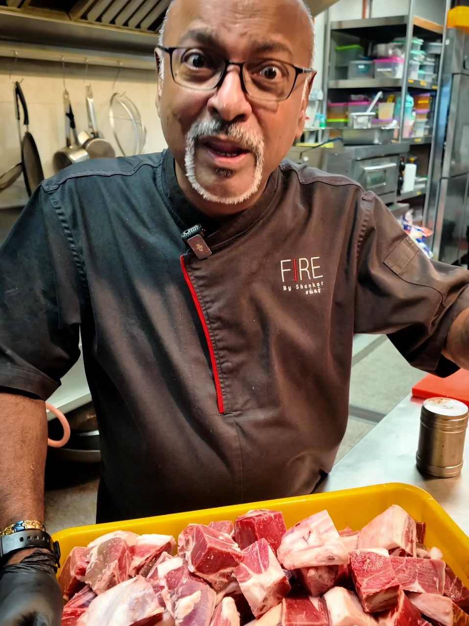 𝗠𝘂𝘁𝘁𝗼𝗻 𝗼𝗿 𝗚𝗼𝗮𝘁! What's the difference? Come for Sunday Sappadu tomorrow, and taste the difference!🔥🥰❤️ 𝗙𝗶𝗿𝗲 𝗯𝘆 𝗦𝗵𝗮𝗻𝗸𝗮𝗿 🔥  Online - http://letsumai.com/widget/fire-by-shankar 🔥 WhatsApp us at ‪+6011-3785 6090‬ #shankarrsanthiram #firebyshankar #shankarssundaysappadu #goat #goatbriyani 