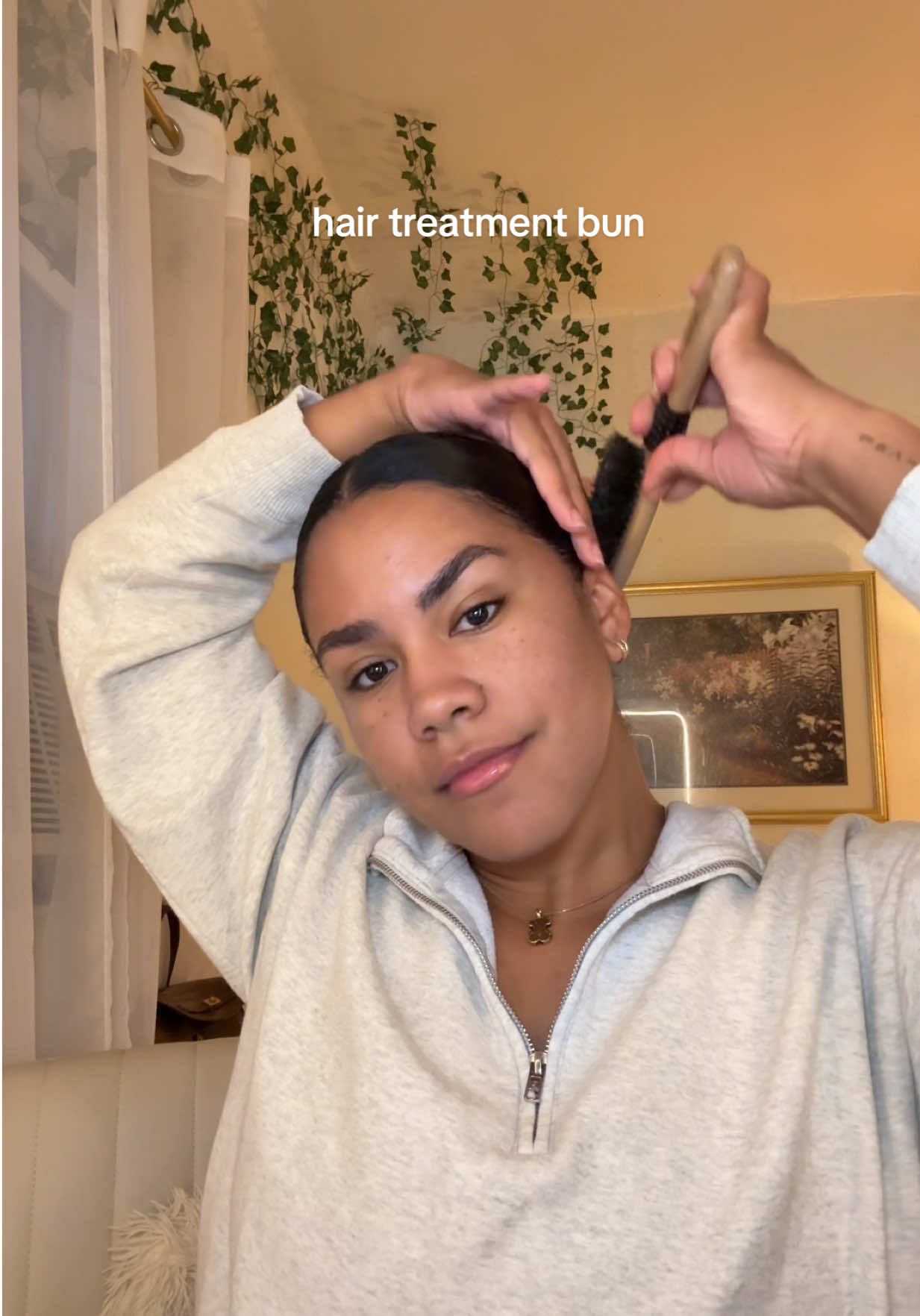 such a GOOD way to get a really good deep conditioning 🙂‍↕️🤍 #workouthair #hairtok #hairhack #GymTok #fypシ @YMAK_RD @SheaMoisture 