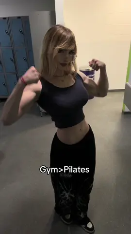 Lowkey audio better #fyp #gym #musclemommy #tomboy #gymrat 