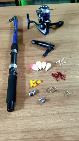 Kit De Pesca Completo 1 Vara Telescópica 12 Lbs + 1 Molinete Com Linha - Acessórios Iscas, Anzóis, Chumbadas #varadepesca  https://s.shopee.com.br/7AUQaEWqK2