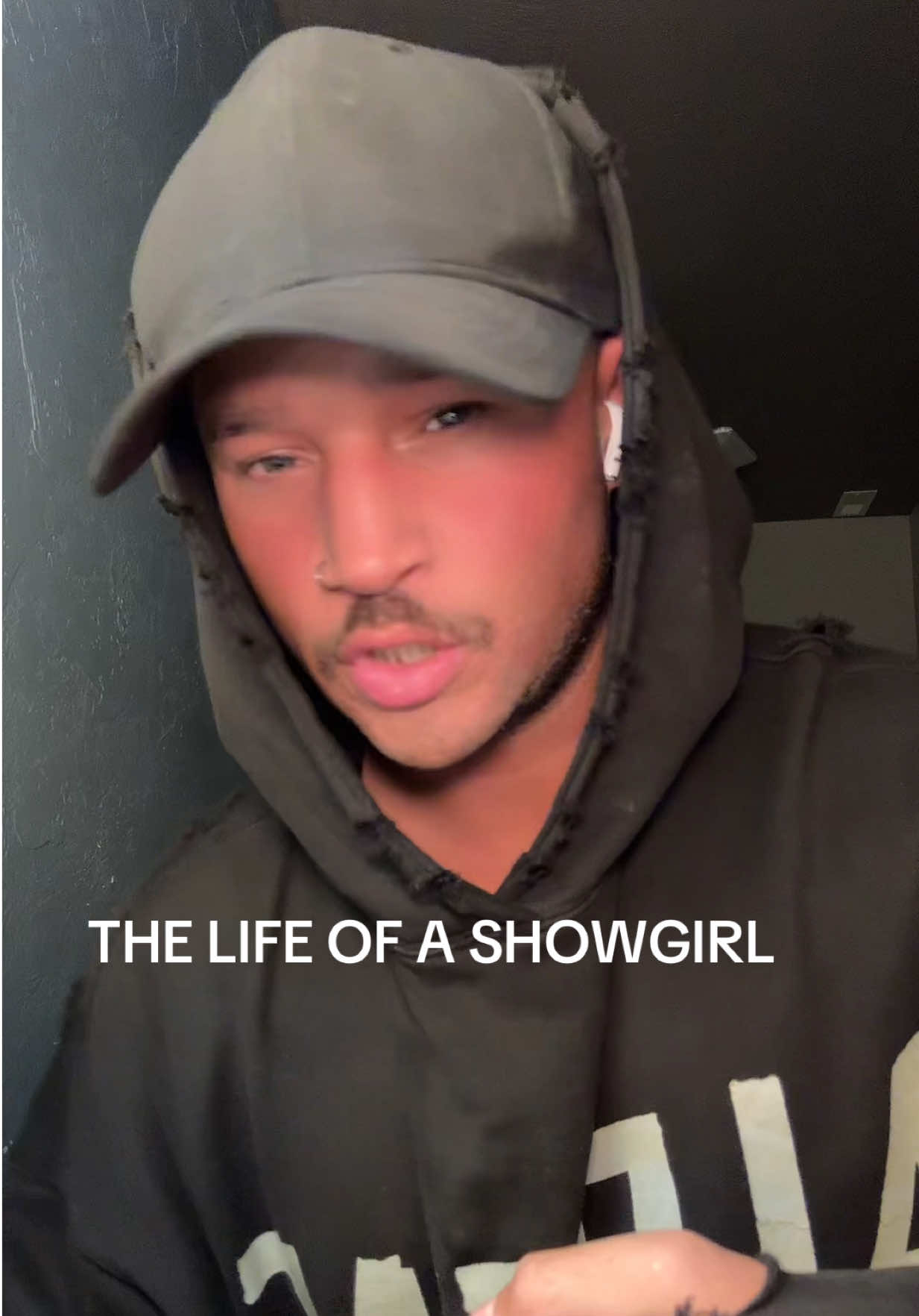 #tloasg #taylorswift #thelifeofashowgirl #charlixcx #sympathyisaknife 