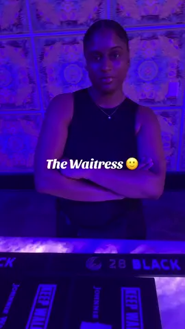 Literally this is our Life omg 😭😂🥹😩 #bartenderlife #bartender #bartendersoftiktok☺️❤️💕  #barlife 