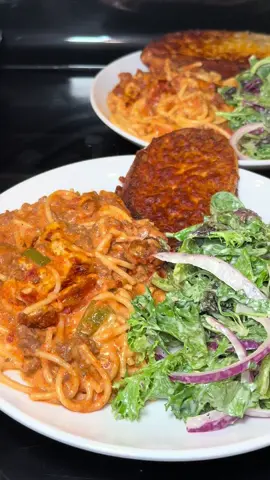 Viral TikTok spaghetti 🍝 ✨ so good! 😩 #viraltiktokspaghetti #spaghetti #alfredo #alfredopasta #pasta 