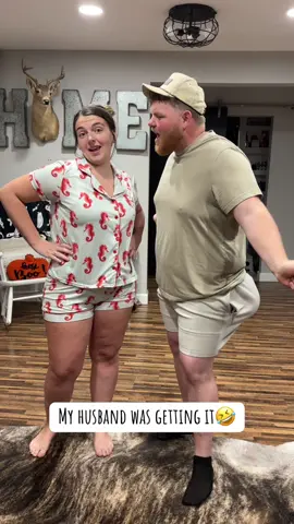 Who’s walk was better?🤣 #couplehumor #comedy #funny #husbandwife #humor 