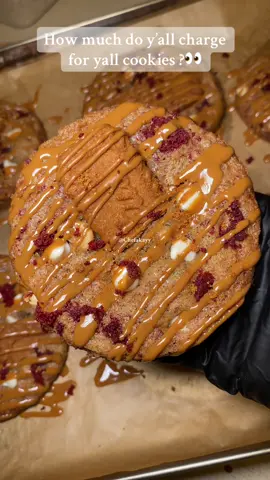 Just Curious…🫣 #homemadecookies #biscoffcookiesrecipe #simpledessertideas #bakingcookies 