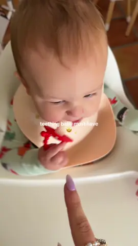 Teething babies love these little spikey things 😆🙌🏻 #teethingbaby #teethinghacks #teethingbabyhack #teethingrelief 