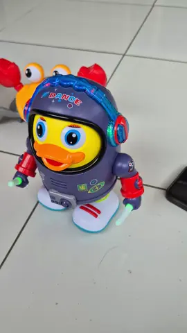 mainan bebek angkasa joget#mainananak #mainanviral #mainan #mainanbebekangkasajoget #mainanbebekastronotjoget 