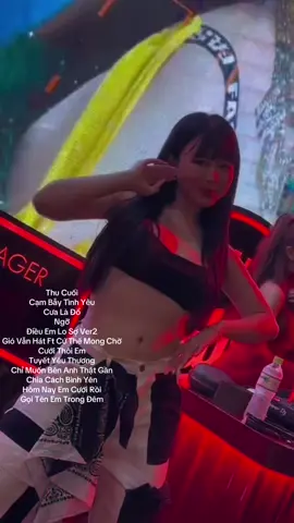 thu cuối vẫn là cái gì đó #xh #vietmix #nonsstop #remix #khanhlinh 