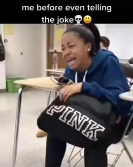 this happenes everytime I tell a joke🤣☠️ #fyp #joke #viral #football 