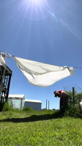 She’s poetry 🤍✨ #slowmo #view