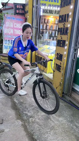 Xe đạp địa hình #xedapthethao #xedap #xuhuongtiktok #xuhuong2025🍀🍃🍂🌺🌹🌸 