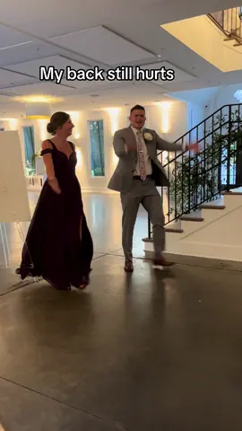 #wedding #weddingentrance #bridalparty #piggyback 