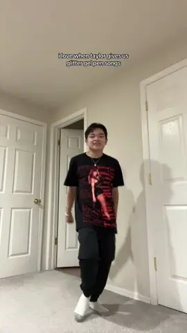 the manchild line dance works with this song 😭 #taylorswift #thelifeofashowgirl #swiftie 