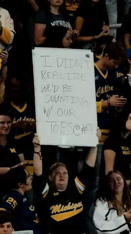 not a bad start to the season eh? #goblue #umichhockey 