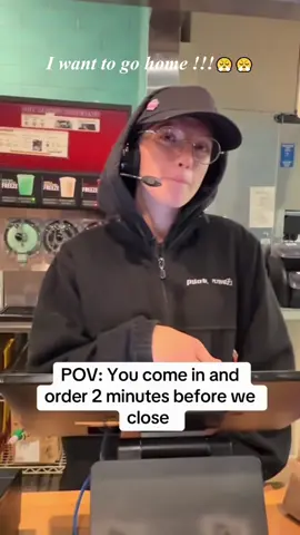 When you encounter a customer ordering food near the end of work🤣#tiktok #foryou #funnyvideos 