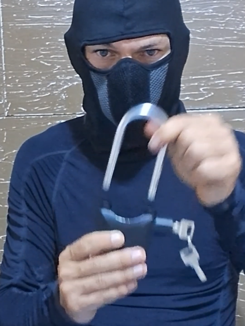 Cadeado com alarme  @edvannerespereira  #viral #cadeado #alarme #tiktokshopping #umboxing 