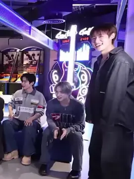 #GMMTVLIVEHOUSE #nuthong #nnutdan #hongshihoshi #LYKN 
