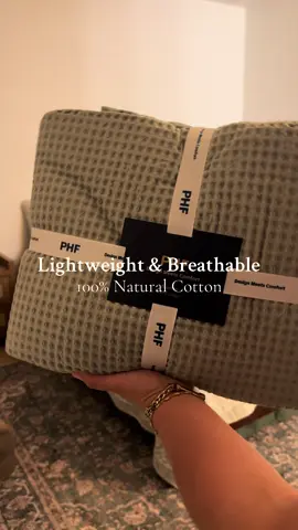 Matches my bedding so well ✨ #tiktokshopfalldealsforyou #tiktokshopblackfriday #tiktokshopfalldealsforyou #tiktokshopblackfriday #tiktokshopcybermonday #phfbedding #bedroom #cozyathome #cozyliving #bedroomdecor #bedding #homelife #affordablebedding #homefinds