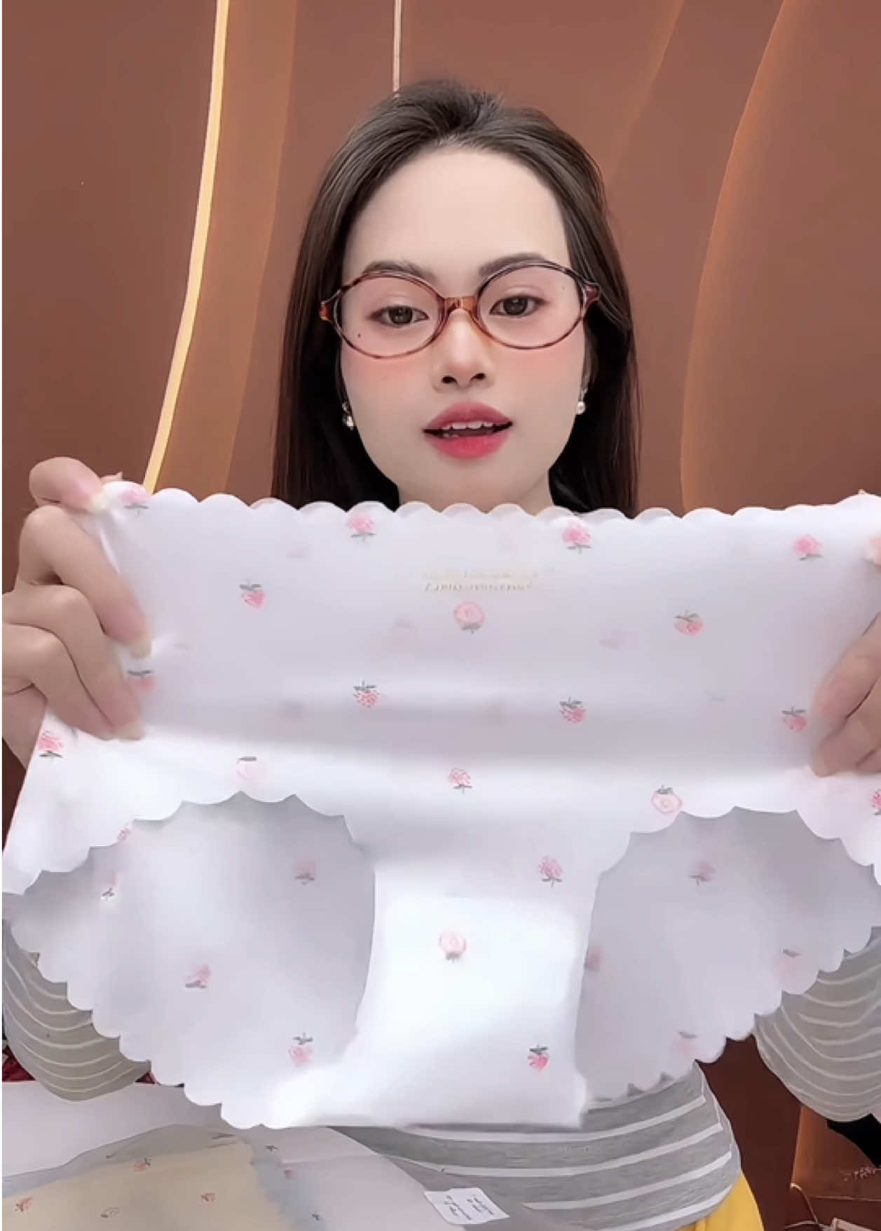 Sắm cho em liền con quần chip này thôi các chế iu oiii