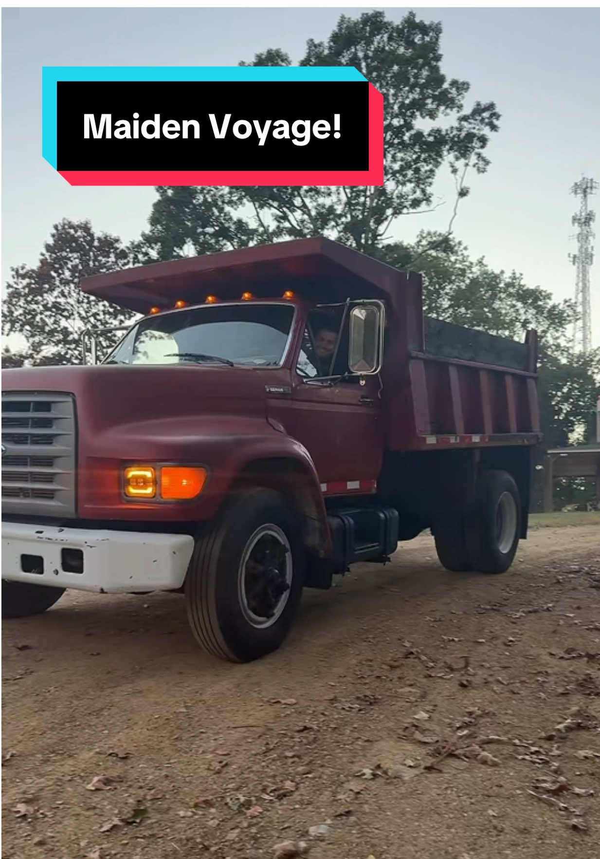 The dump truck project finally leaves its home!  #ford #f800 #restoration #dumptruck #truck #DIY