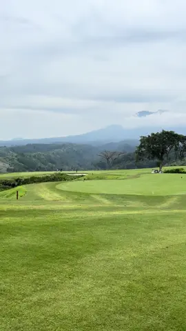 Sore hari di #trumpinternationalgolfclub #lokercaddygolf 