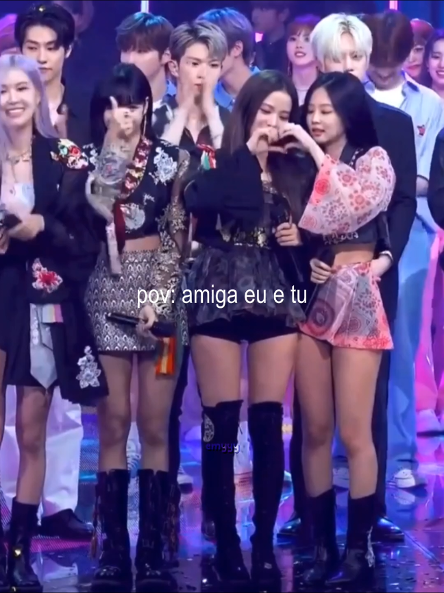— #JENSOO :: eu e tu @~lele ~🩷 👅 || #jennie #jisoo #blackpink #fyp 