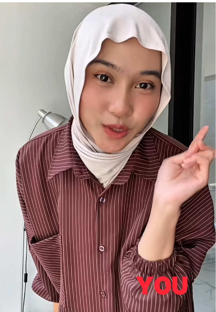 isn’t great? 😜 #OOTD #onesetrok #strip 