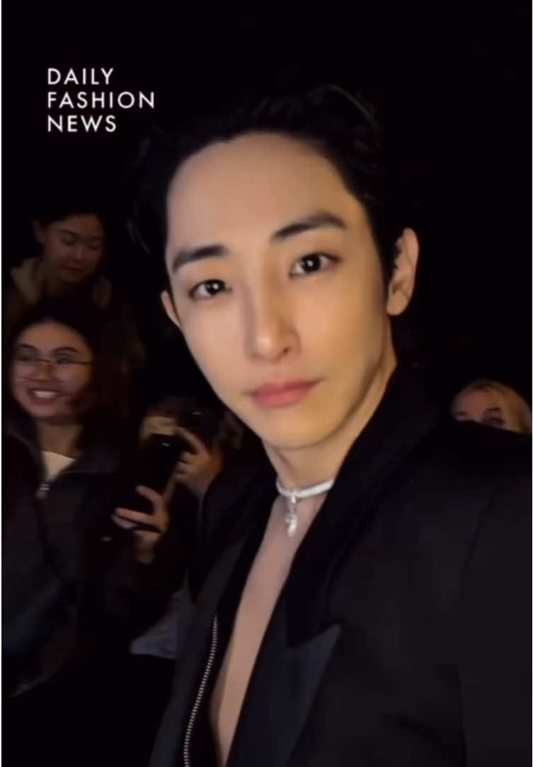 OMG..🔥#leesoohyuk #parisfashionweek #messika #edit 