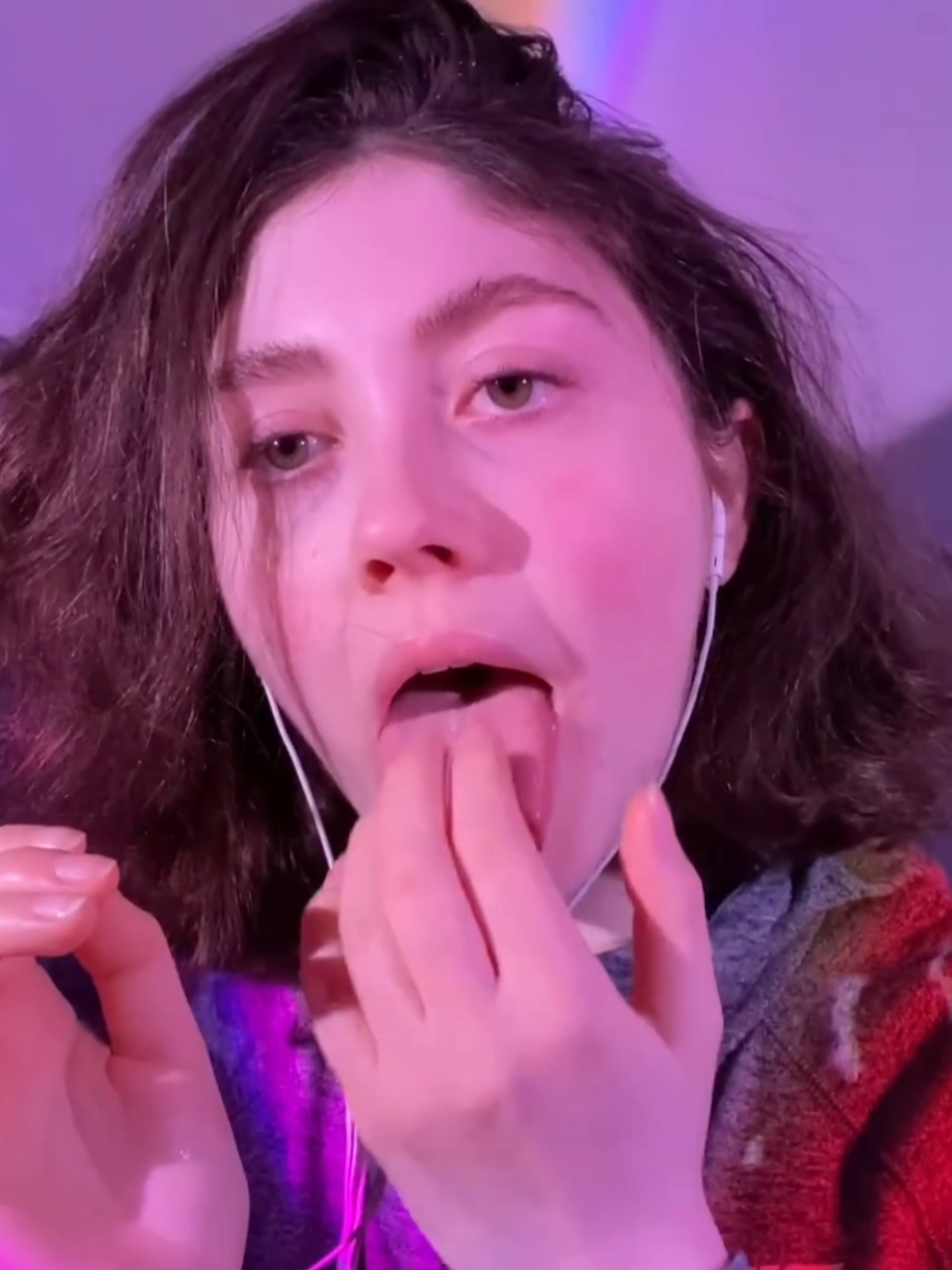 ASMR MOUTH SOUNDS 👅  #asmr #asmrmouthsounds 