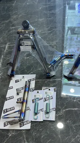 ชุดขาตั้ง งานช่างอิฐศาลายา มีครรบ พร้อมส่ง สนใจทักสอบถามได้เลยครับ Xmax Forza Wave Giorno #อะไหล่แต่ง69 #บิว69shop #ช่างอิฐศาลายา #เทรนวันนี้ 