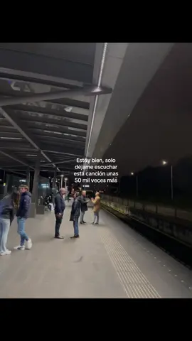 Fak #luna #nomeabandones 