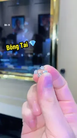 Bông Tai Độc Tôn 6 Chấu đơn giản rất tôn viên chủ💎💎💎#tamluxury #bongtaikimcuong #kimcuonggiatot #sangtrongquyphai #kimcuongthiennhien 
