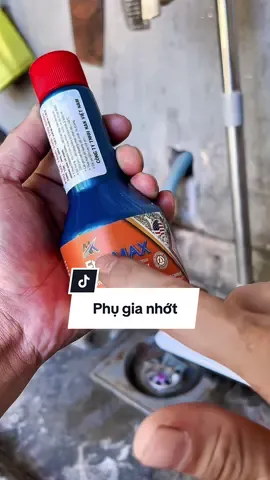 Chai phụ gia nhớt cho động cơ xe máy. #phugianhot #phugianhotxemay 
