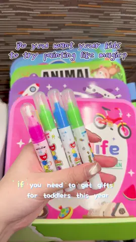 If you travel with kids,get one of these water doodle books. Trust me, it’s pure magic. No ink,no stains,just peace and quiet. #stemlearning#toddlertoys#educationaltoys#earlylearning#watercolorpainting